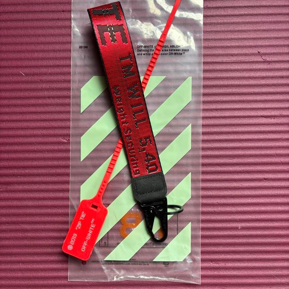 🩸Red | Off-White | Keychain - Picture 2 of 7